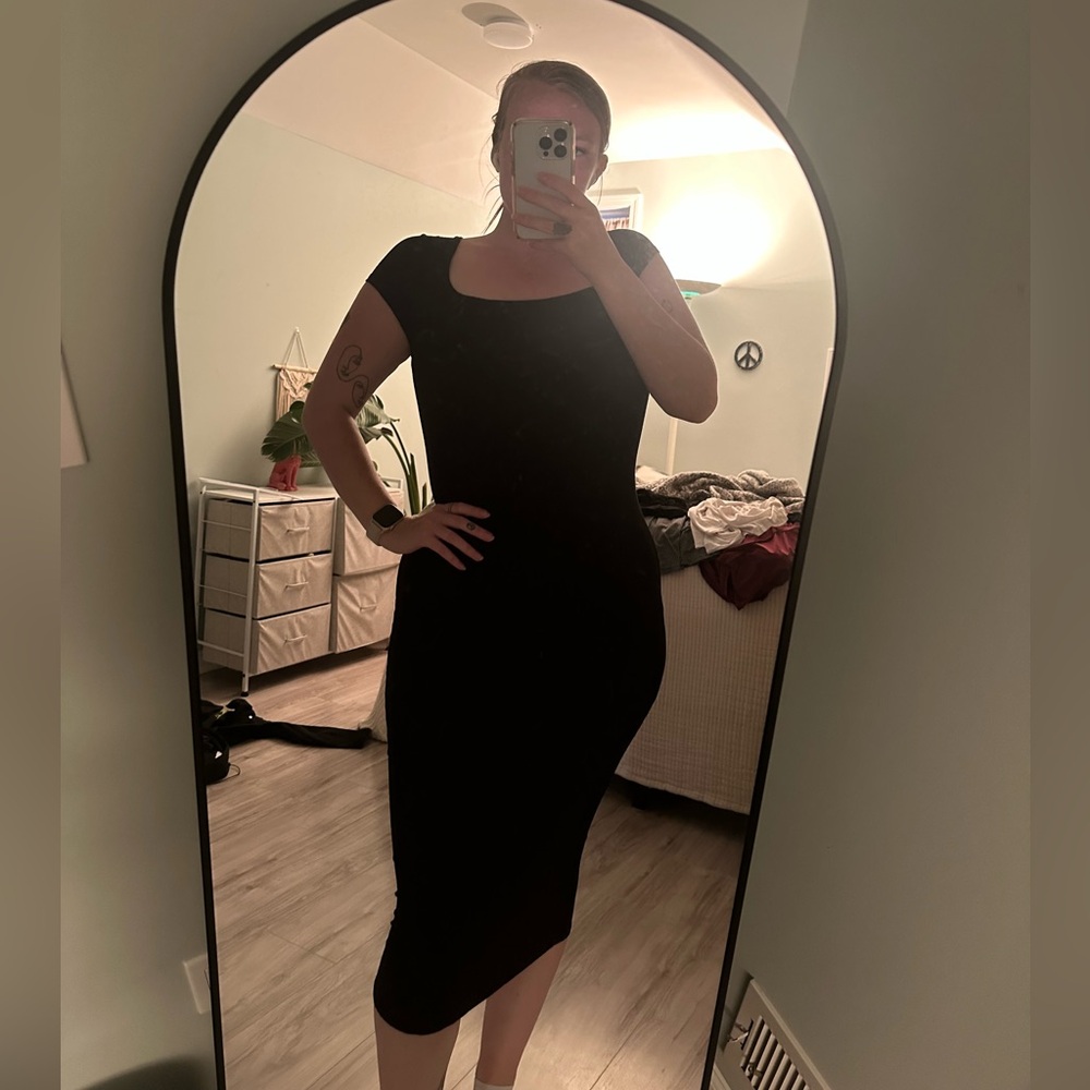 NWT BODYCON DRESS